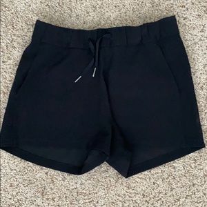 Lululemon On the Fly Short